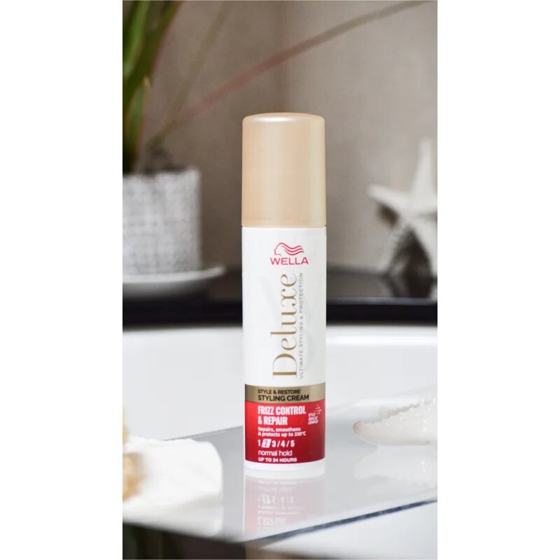 Wella Deluxe Style & Restore stiling krema za glajenje in obnovo poškodovanih las 100 ml