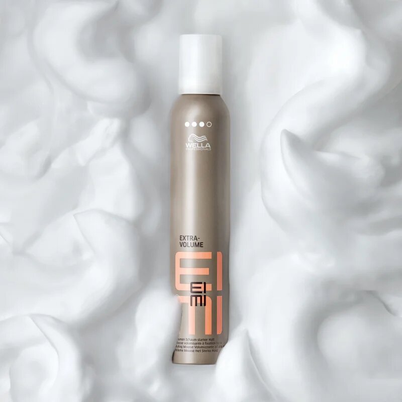 Wella Professionals Eimi Extra Volume penasti utrjevalec za lase za ekstra volumen 500 ml