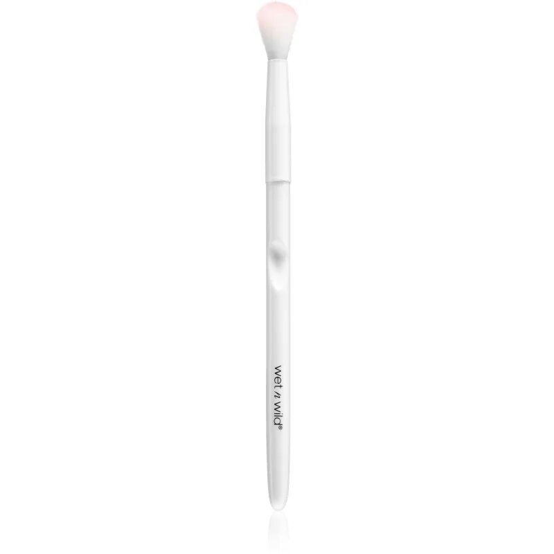 Wet n Wild Essential Crease Brush okrogel čopič za senčila za oči 1 kos