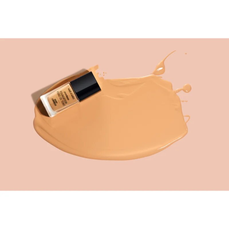Wet n Wild PhotoFocus lahki vlažilni tekoči puder za osvetlitev kože odtenek Soft Beige 28 ml