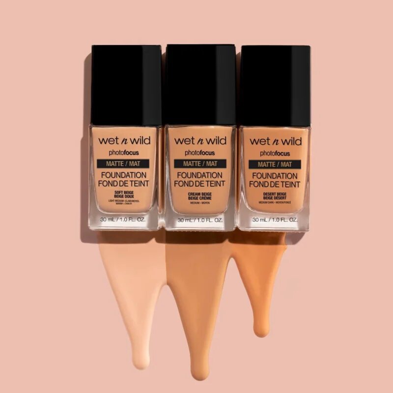 Wet n Wild PhotoFocus matirajoči fluidni tekoči puder odtenek Golden Beige 30 ml