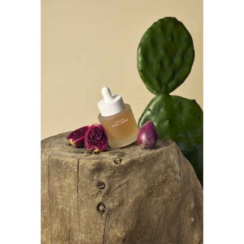 WHAMISA Cactus Magic Serum serum proti gubam za osvetljevanje kože in hidratacijo 32 ml