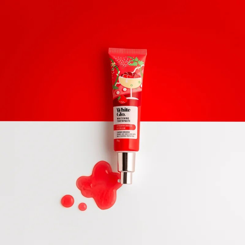 White Glo Whitening Toothpaste Strawberries and Cream zobna pasta 70 g