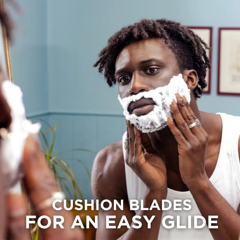 Wilkinson Sword Sensitive Shave Foam pena za britje za moške 200 ml