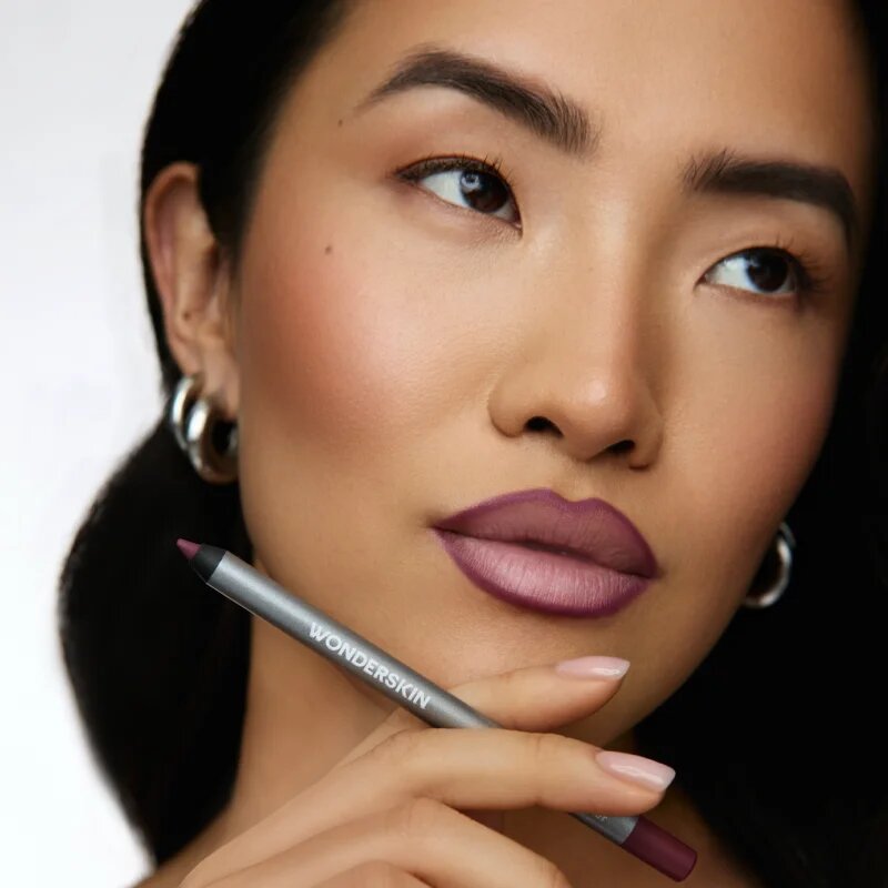 WONDERSKIN 360 Contour črtalo za ustnice odtenek Mauve 1.2 g