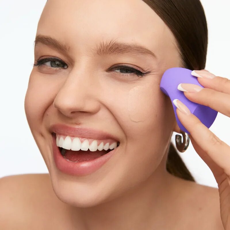 WONDERSKIN Curve Blender gobica za puder 1 kos