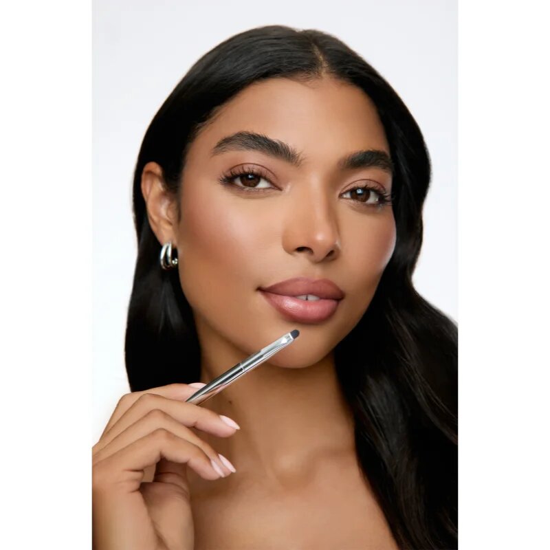 WONDERSKIN Lip Definer Brush čopič za ustnice 1 kos