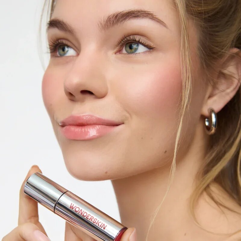 WONDERSKIN Lip Rehab Serum Oil olje za ustnice odtenek Lover 3.57 ml