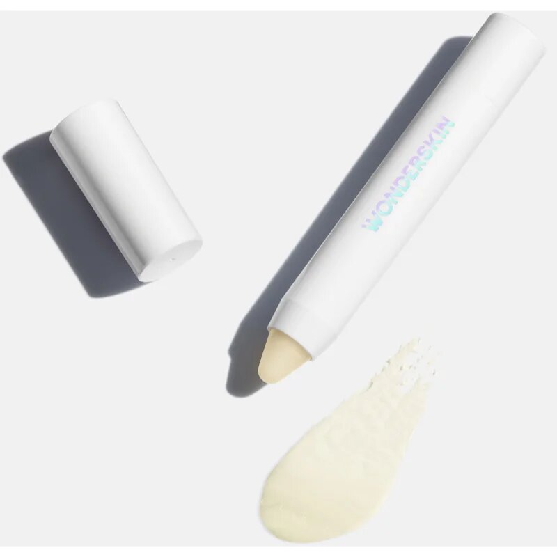 WONDERSKIN Wonder Blading 3-in-1 Lip Scrub piling za ustnice v paličici 3 g