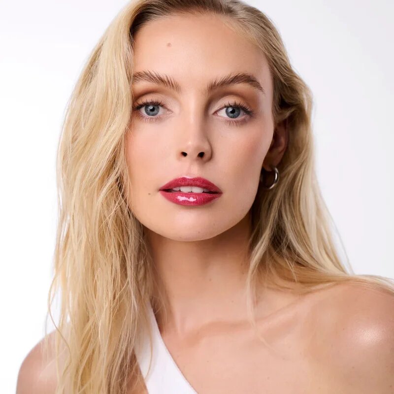 WONDERSKIN Wonder Blading Top Gloss sijaj za ustnice z bleščicami odtenek Red Glitter 4 ml