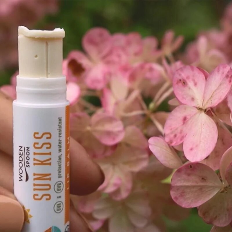 WoodenSpoon Sun Kiss balzam za ustnice SPF 45 4.3 ml