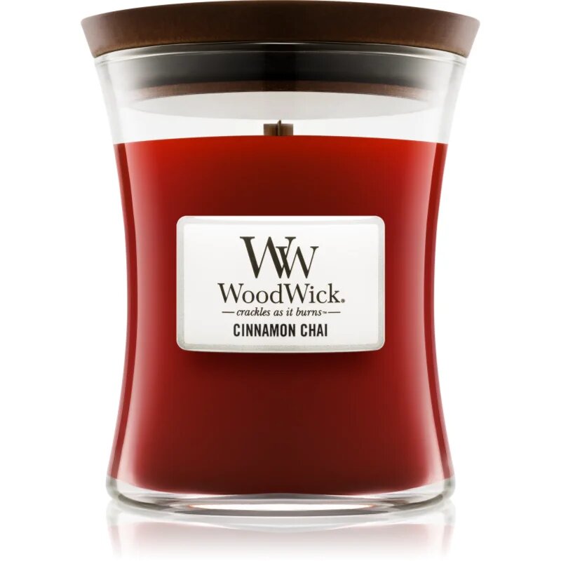 Woodwick Cinnamon Chai dišeča sveča z lesenim stenjem 275 g