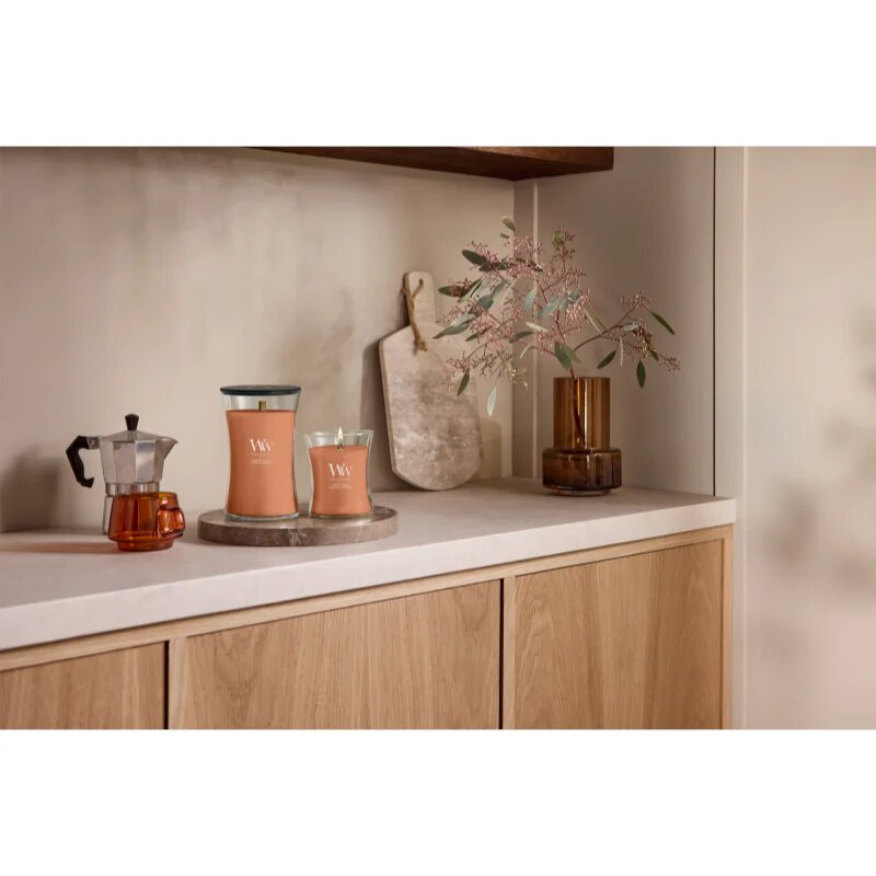 Woodwick Pumpkin Praline dišeča sveča z lesenim stenjem 275 g