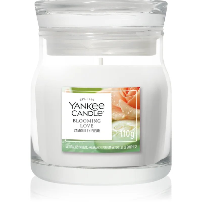 Yankee Candle Blooming Love dišeča sveča Signature 110 g