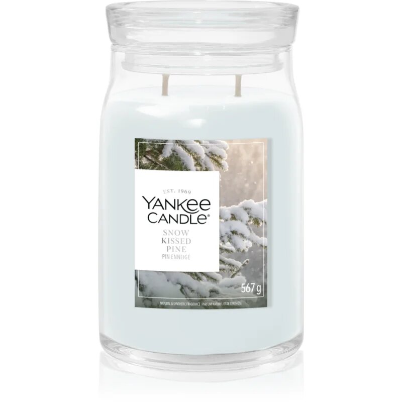 Yankee Candle Snow Kissed Pine dišeča sveča 567 g