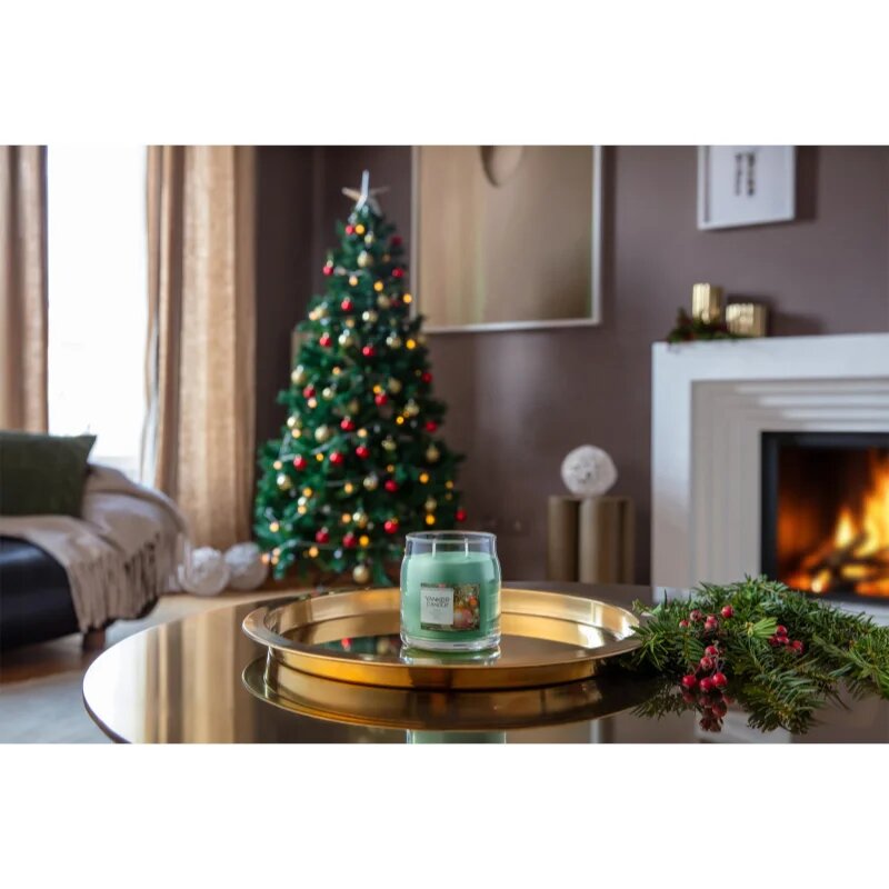 Yankee Candle Tree Trimming dišeča sveča 368 g