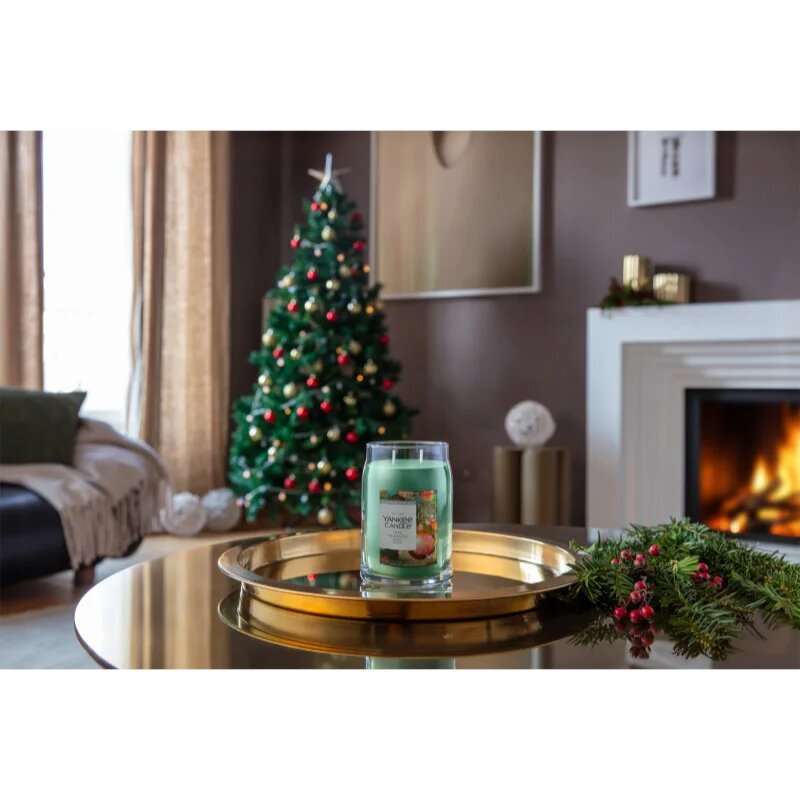 Yankee Candle Tree Trimming dišeča sveča 567 g