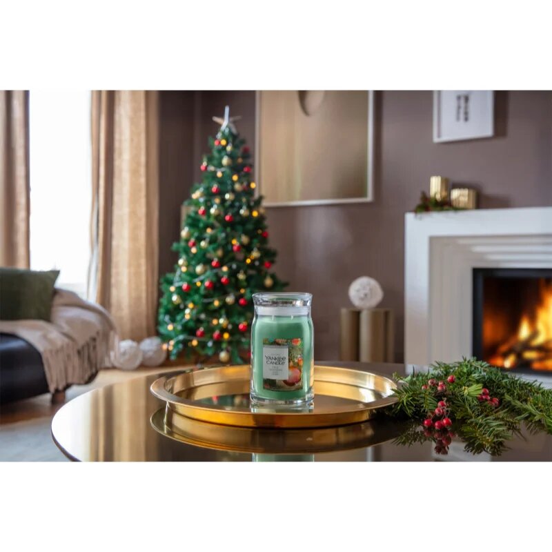 Yankee Candle Tree Trimming dišeča sveča 567 g