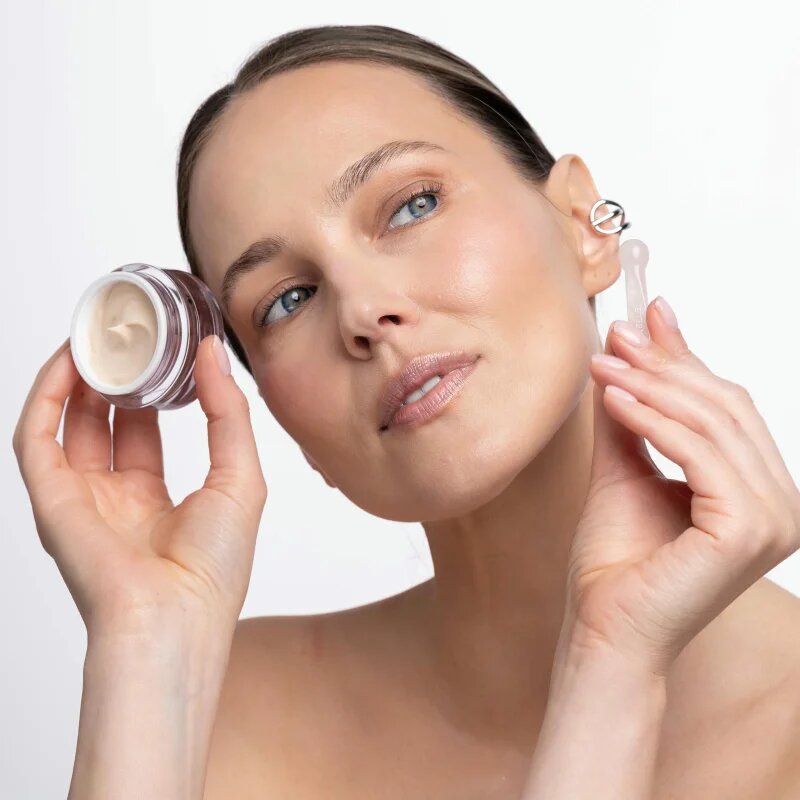 Yonelle Infusíon Lift Pro-Lift Ultimate Eye Cream lifting krema za predel okoli oči 15 ml