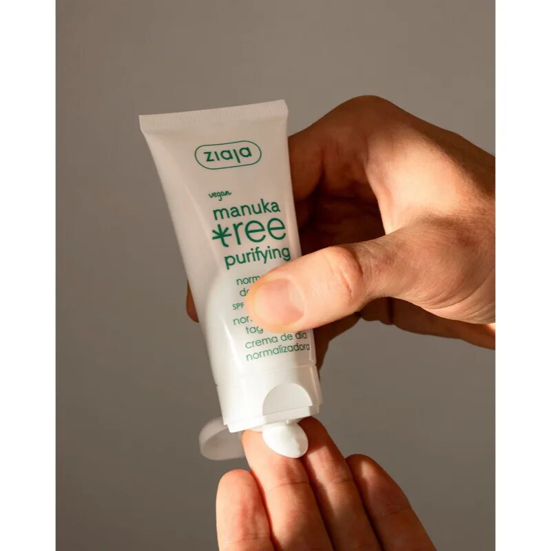 Ziaja Manuka Tree Purifying dnevna krema za normalizacijo kože SPF 10 50 ml