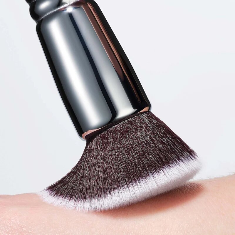 ZOEVA 104 Foundation Buffer čopič za make-up 1 kos